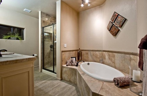 Tucson House | Large Balcony, Exceptional Views.