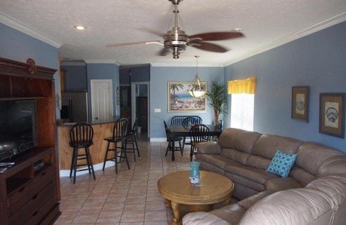 Laguna Beach Estates House | Large Beach House with Great Oceanviews, Game Room, Swimming pool