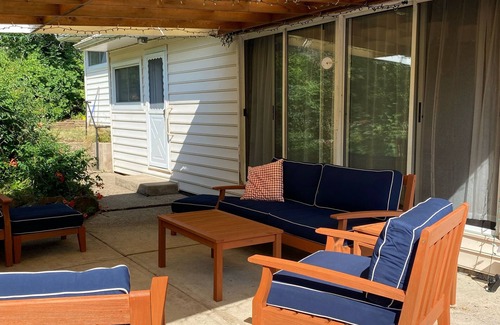 Williamsport House | Large, Beautiful Mid Century Mountain House.