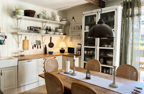 Bjorndalen House | Large, beautiful house in Laxne/Gnesta near lake and nature | SE13026
