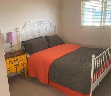 Richmond House | Large bedroom with private bathroom