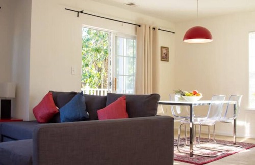 Iselin House | Large bright 2 bed 2.5 bath town home, 2 patios close to Metropark train Station