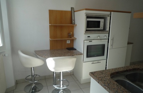 Quimper Apartment | Large bright apartment with garage Centre Quimper