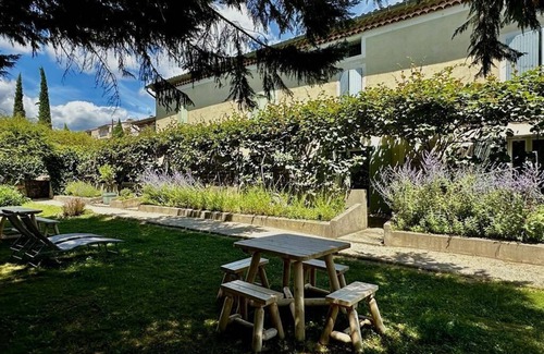 Pont-Saint-Esprit Apartment | Large bright apartment on the first floor
