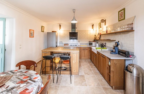 Saint-Chinian House | Large building near Saint CHINIAN - 40 minutes from the beach