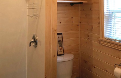 Bayfield Cabin | Large Cabin Centrally Located in Beautiful Bayfield!
