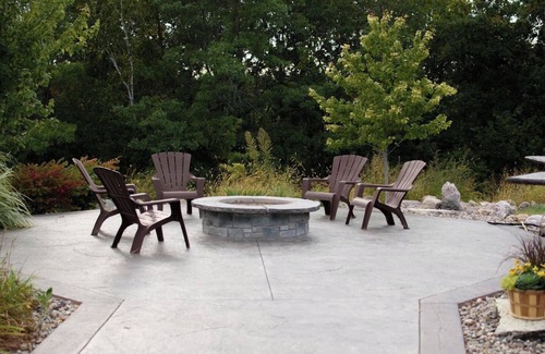 Coon Valley House | Large Cabin Retreat | Games, Nature & Fire-pit