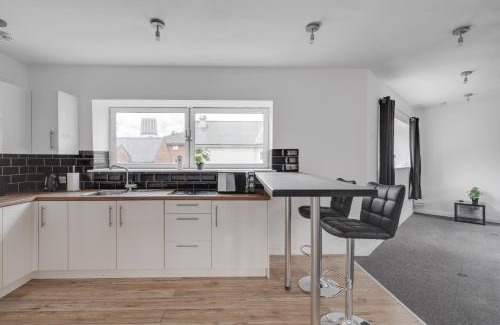 Hope Street Apartment | Large Central Apartment - free nearby parking