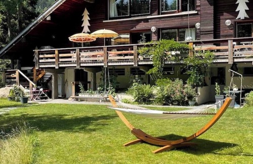 Le Lavancher Ski Chalet | Large chalet, peaceful setting ideal for Cham adventures, Flégère & Grand Montet