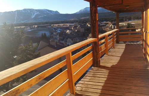 Matemale Ski Chalet | Large chalet 18 people panoramic view