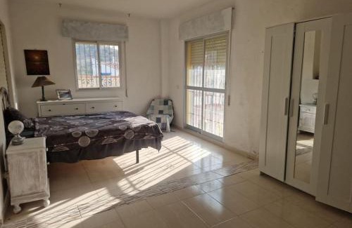 Velez-Malaga Ski Chalet | Large chalet 5 min walk to beach