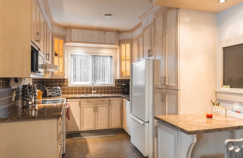 La Baie Ski Chalet | Large chalet with great views over the Saguenay Fjord.