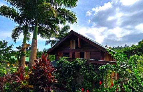 La Plaine House | Large charming bungalow in natural wood and several modules