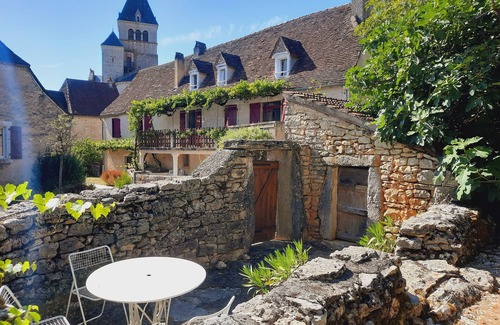 Caniac-du-Causse House | Large, charming gîte. Authentic Quercy house with swimming pool