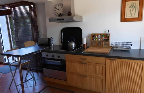 Aiguerelles House | Large charming studio of 45m2 with swimming pool in a wooded park of 5000m2