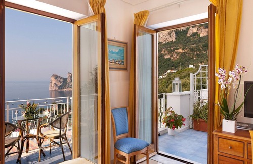 Sirenuse Villa | Large & charming villa with sea views and private pool near Sorrento & Positano