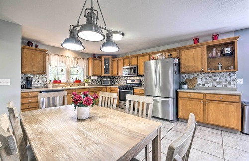 Brook Park House | Large Cleveland Home w/Fire Pit + Backyard!