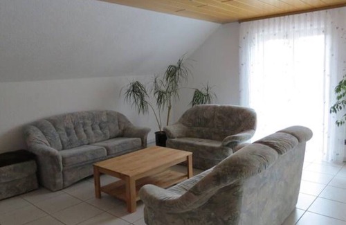 Rodenbach Apartment | Large comfort apartment (1,377 sq feet)