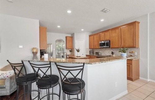 Garland House | Large Comfortable Newly Renovated Home for Family