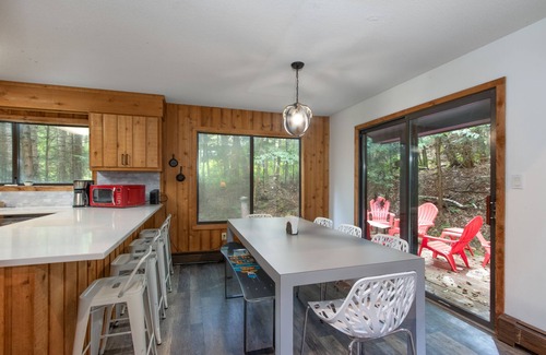Winhall Ski Chalet | Large, comfortable Stratton home, a short drive to Manchester!