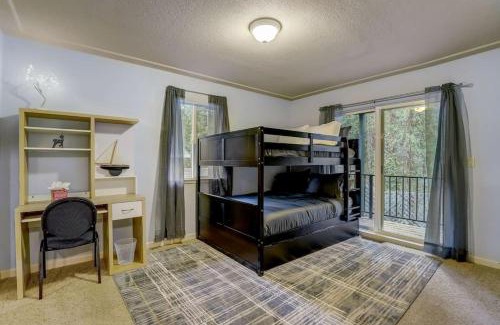 Iowa Hill House | Large Comfy Cabin near Rollins Lake & American River