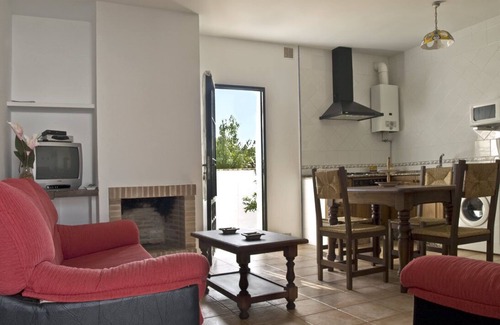 Campano House | Large community pool, beautiful outdoor kitchen with grill, private garden with garden furniture - Casa Marin 1 -