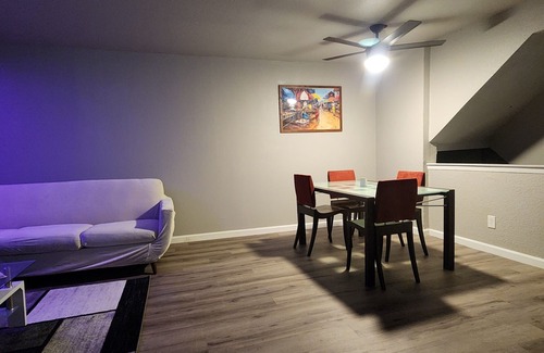 Las Colinas Condo | Large Condo + 2 car garage in the heart of Las Colinas, near Dallas.