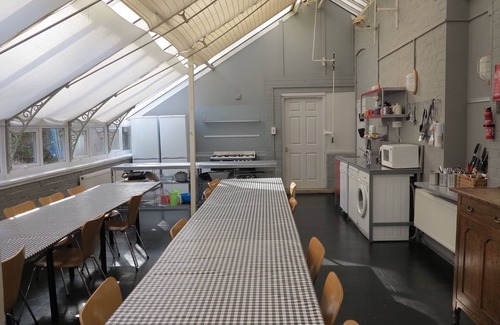 New Forest District Cottage | Large cottage Amazing location! Family group or friends up to 24 people!