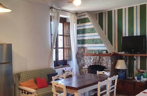 Montalto Uffugo House | Large country-house, private hill-park, tennis court