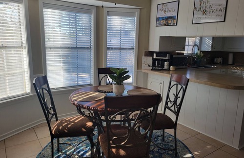 Tougaloo House | Large Cozy 4 bedroom home sleeps 8 w/heated pool