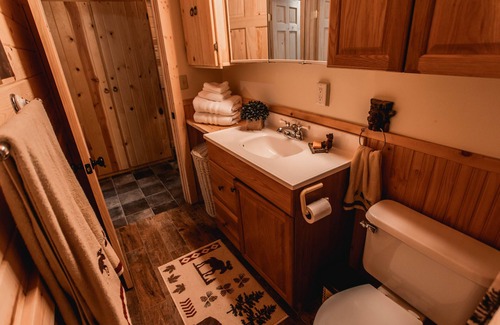 Island Park Cabin | Large Cozy Cabin Near Yellowstone Sleeps 14 Beautiful Views Island Park