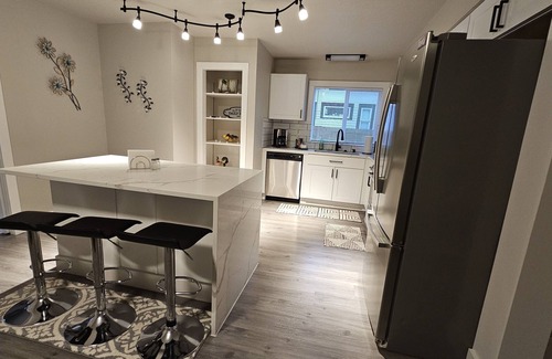 Lents House | Large Cozy Home