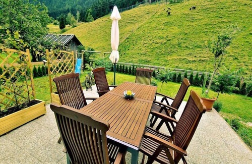 Muhr House | Large, detached holiday home in Muhr