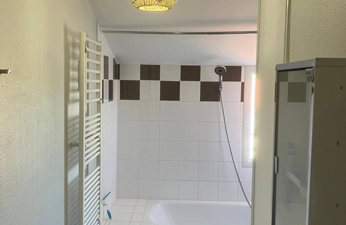 Beaupreau Bed & Breakfast | Large double room - 1 to 3 people - Greg House 49 BnB up to 7 people