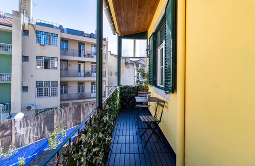 Santo Antonio Apartment | Large Downtown Avenue Duplex by Central Hill