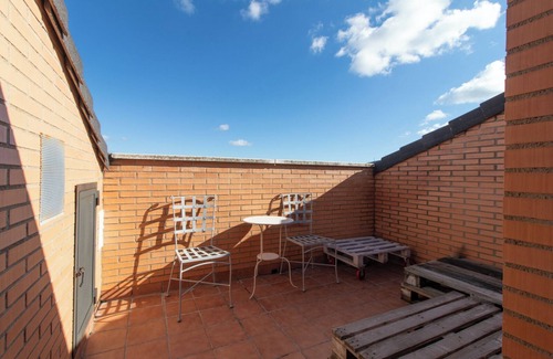 Soria Condo | Large duplex with all amenities.