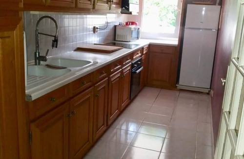 Ris Orangis Apartment | Large F4 apartment in Ris Orangis 24 Km from Paris