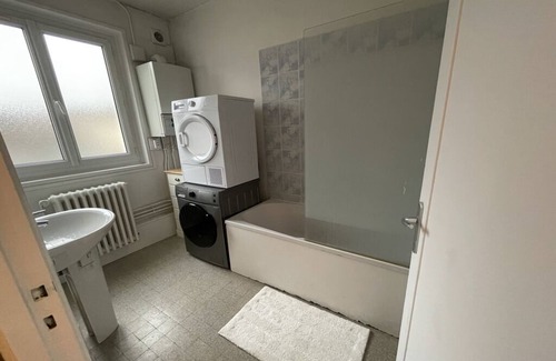 Elbeuf Apartment | Large family apartment in heart of Elbeuf