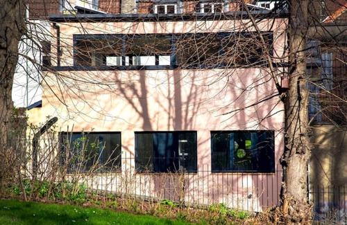 Hanham House | Large family, city centre Coach House