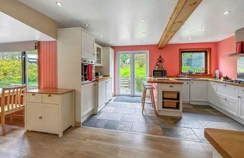 Glencoe Cottage | Large family cottage in Glencoe. Mountain and Sea views. Perfect for exploring!