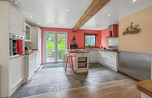 Glencoe Cottage | Large family cottage in Glencoe. Mountain and Sea views. Perfect for exploring!