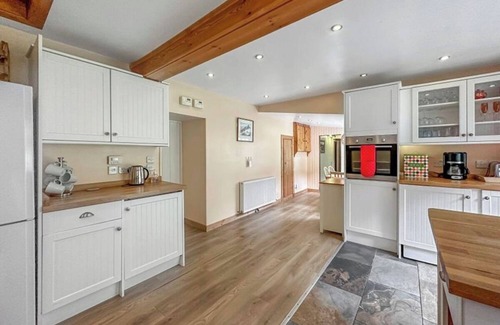 Glencoe Cottage | Large family cottage in Glencoe. Mountain and Sea views. Perfect for exploring!