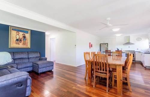 Lammermoor House | Large Family Home on Lammermoor Beach