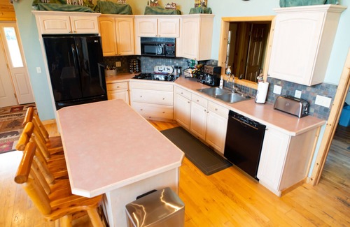 Bellaire House | Large family home, perfect for extended family gatherings