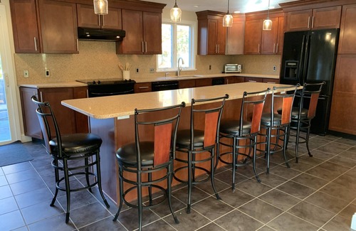 Yarmouth Port House | Large Family Home w/Heated Pool