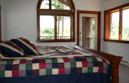 Fraser House | Large family home with beautiful views close to Winter Park CO Resort; sleeps 14