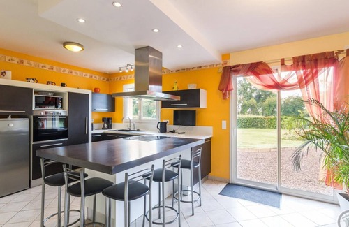 Yvetot-Bocage Cottage | Large family house with fenced garden, pets allowed and numerous amenities