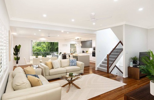 Taringa House | Large Family Pool Home in Taringa|Pets|6km to CBD