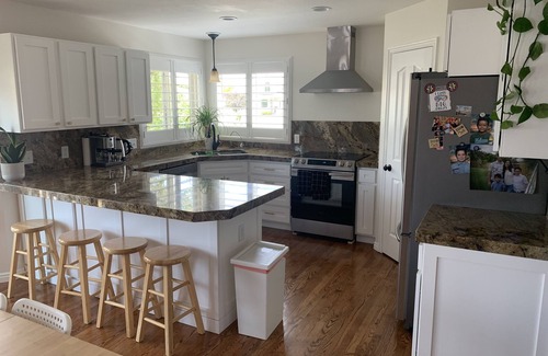 Taylorsville House | Large Family Sized Home Close to everything