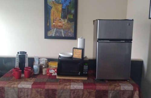 Yulee House | Large family size home with private 2nd floor apt entrance near Amelia Island!
